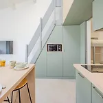Duplex Cap Soleil 아파트 *